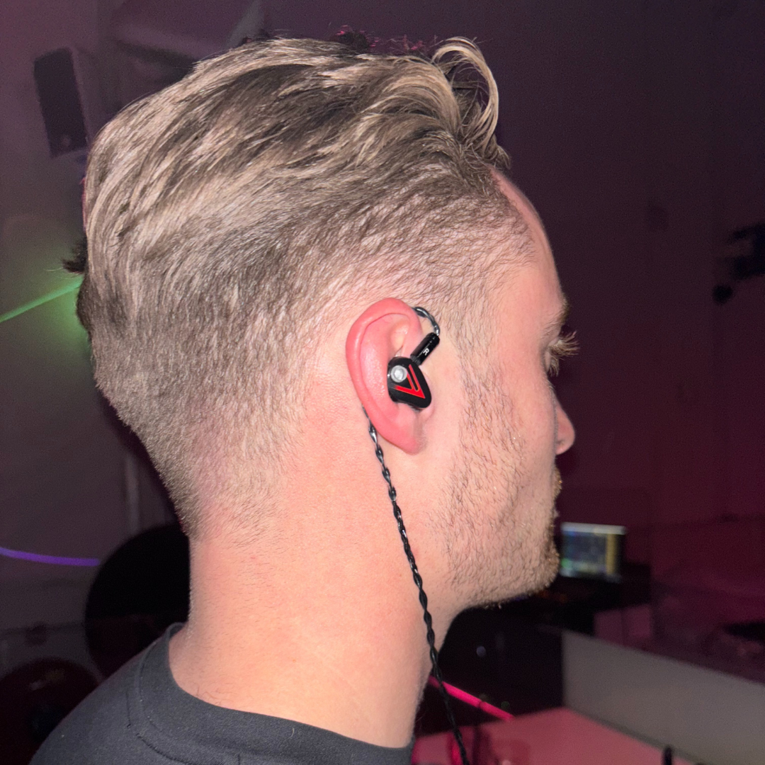 Vusion DJ IEM